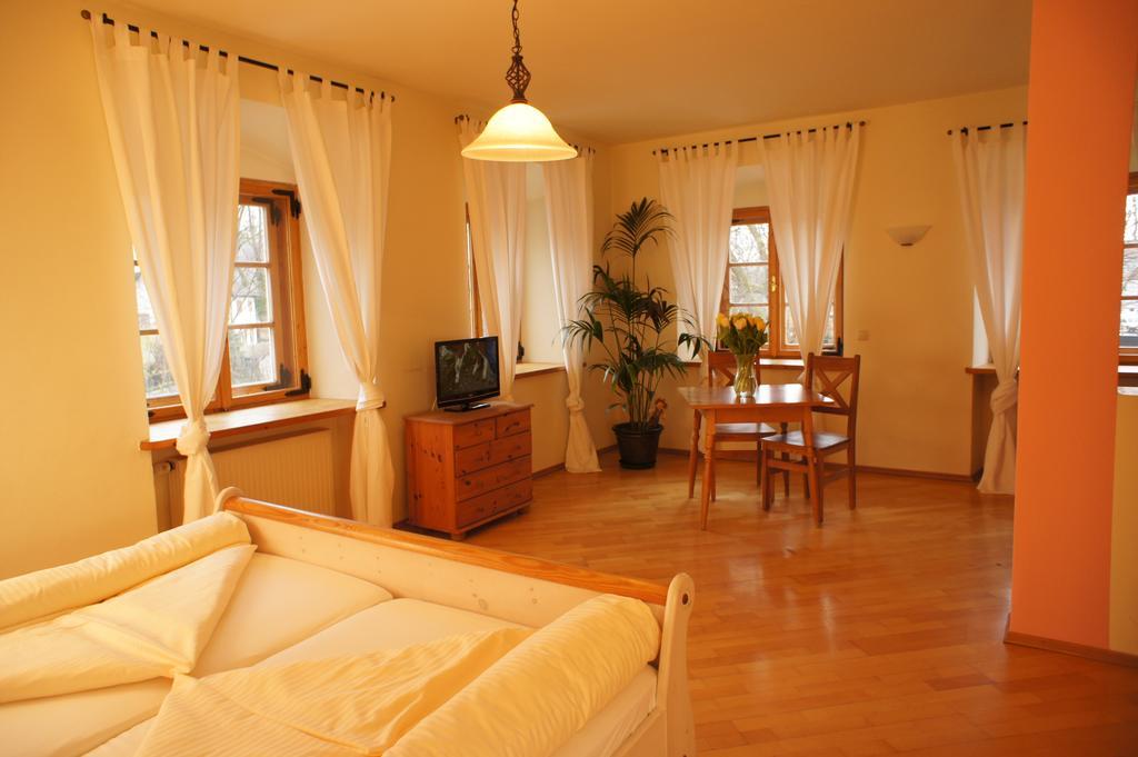 Hotel Zur Post Herrsching am Ammersee Exterior photo